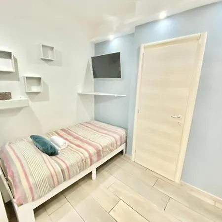 Luxury Apartment, A Pochi Passi Dal Centro Storico Di Апартаменты